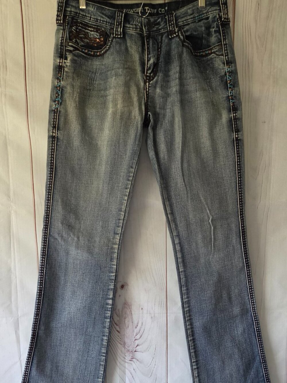 Cowgirl Tuff Co Women’s Tall 32/35 Western Style Bootcut Jeans. Medium wash